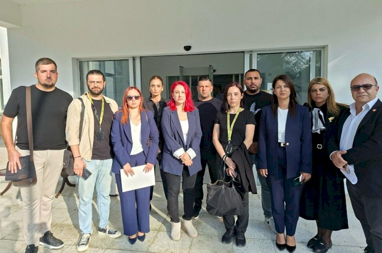 Journalists attacked outside court after diploma case verdict, union says